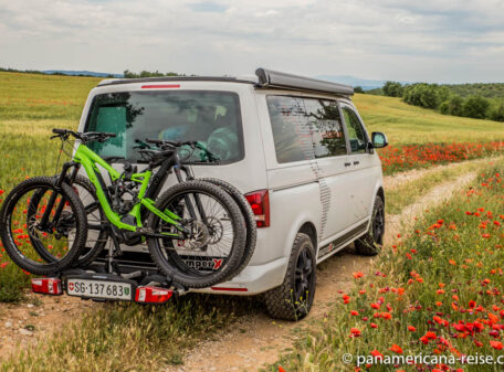 Fahrradtraeger VW T5 T6 California AHK Uebler P22