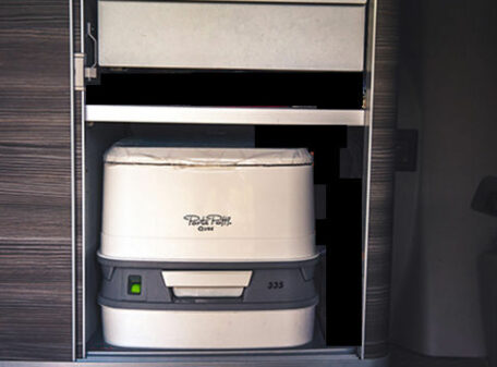 Porta Potti VW California