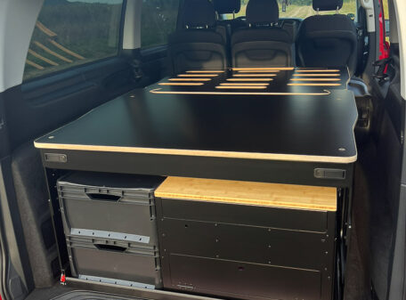 mercedes vito bett